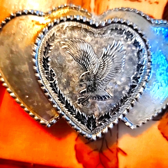 RARE VINTAGE EAGLE WOMEN'S BELT BUCKLE ~♡ - Picture 1 of 1